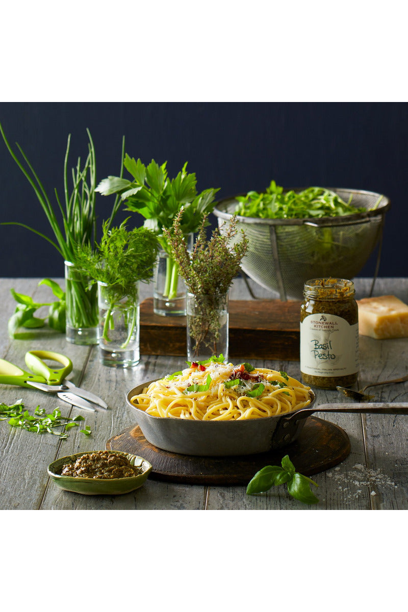 Stonewall Kitchen Basil Pesto 8 oz