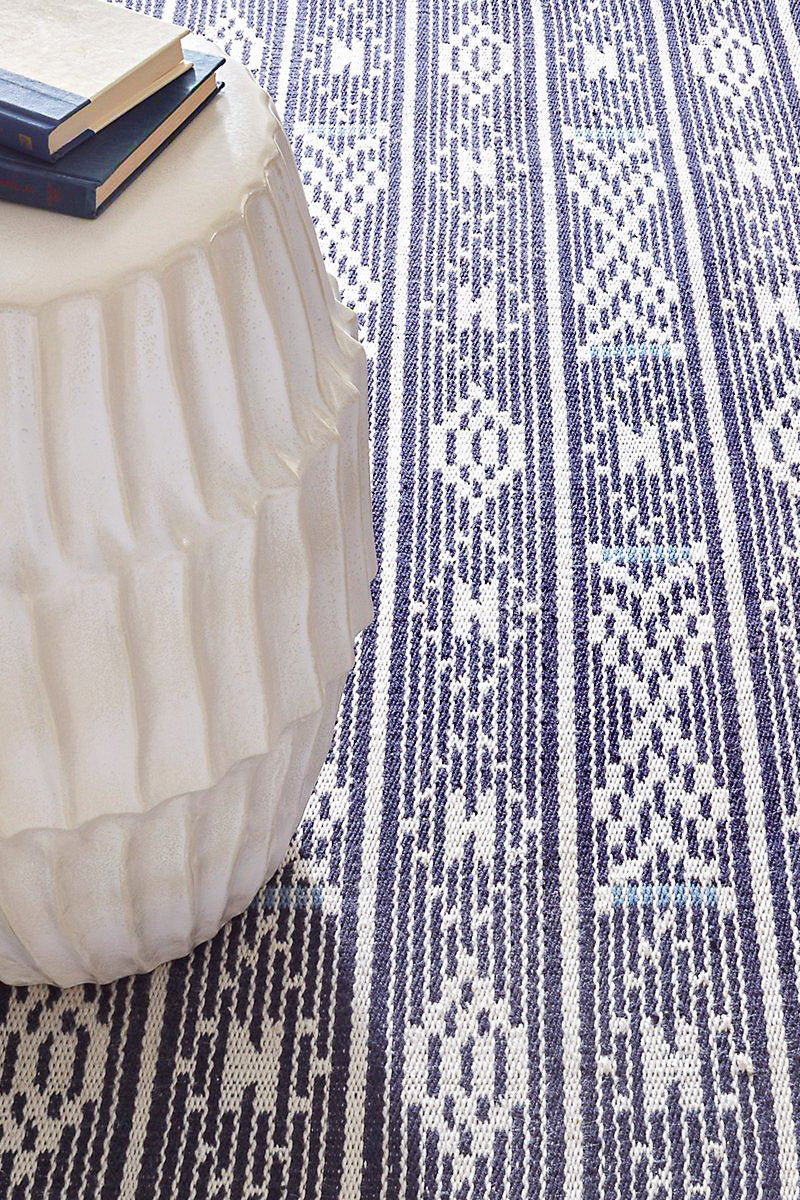 Dash & Albert Dharma Blue Handwoven Indoor/Outdoor Rug 2x3