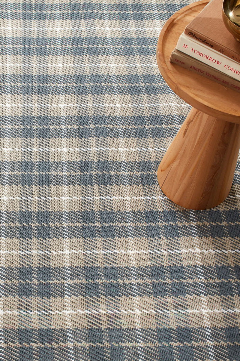 Dash & Albert Lakeville Plaid Charcoal Handwoven Indoor/Outdoor Rug 3x5