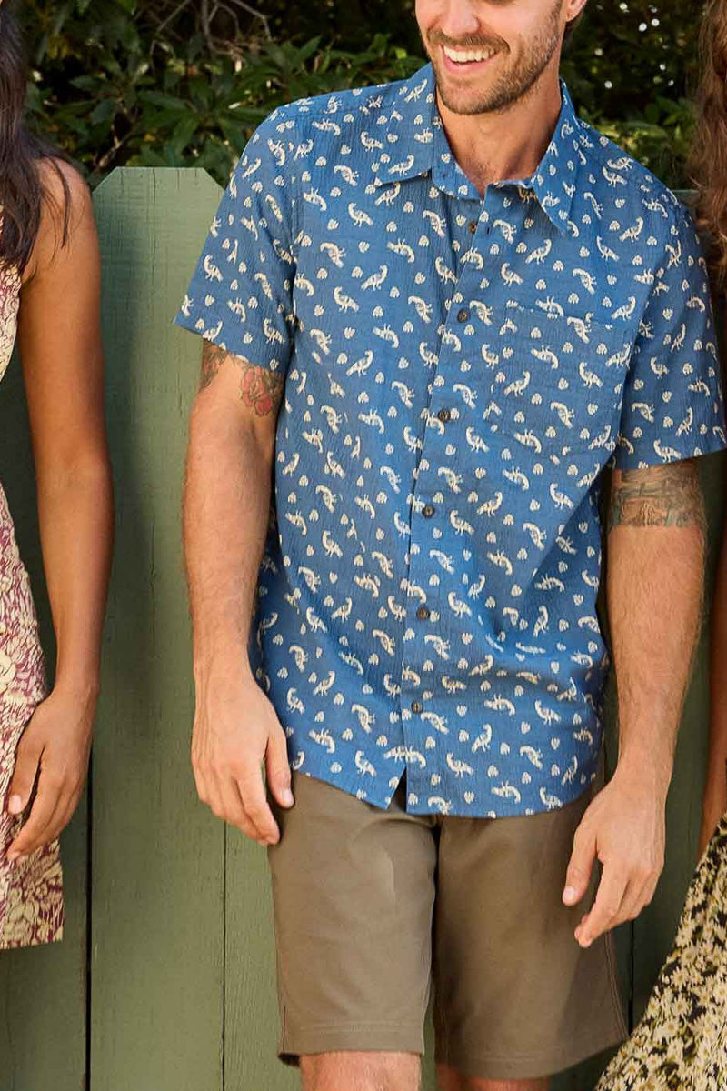 Toad & Co Men's Fletcher Short Sleeve Shirt Bird Print Extra large Pacific Blue